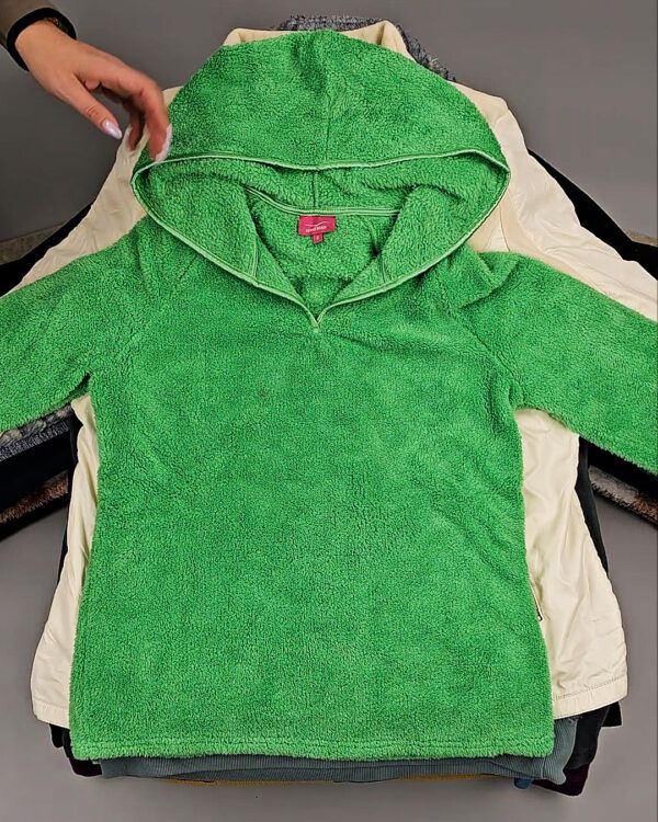 Фотография  850 - Флис#20 кг, ЛОТ № СХ-0176 оптом в Краснодаре и Краснодарском крае