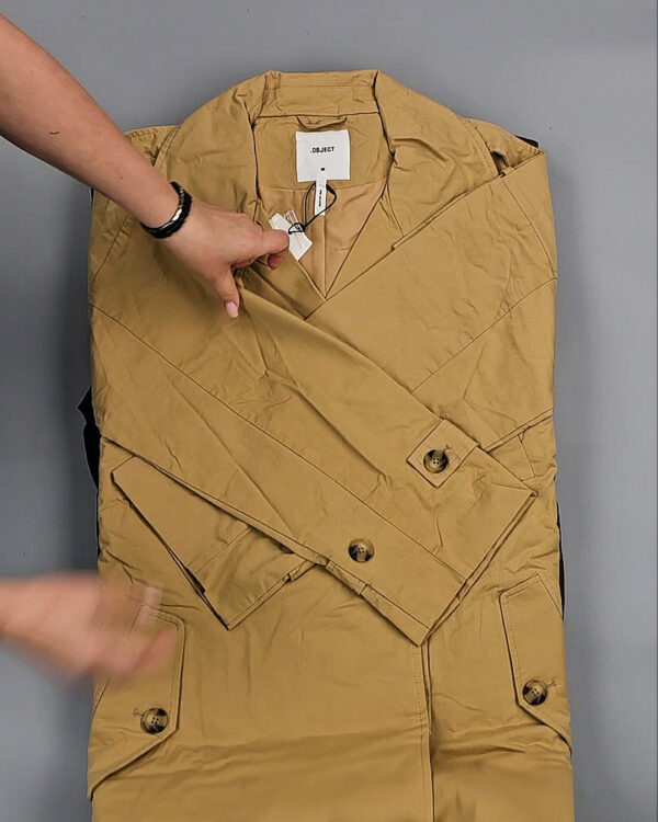 Фотография  905 - Ветровки Bestseller+DK 035#10 кг, ЛОТ СТ-9398 оптом в Краснодаре и Краснодарском крае