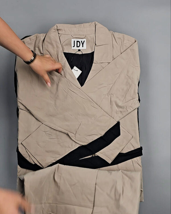 Фотография  383 - Ветровки Bestseller+DK 035#10 кг, ЛОТ СТ-9396 оптом в Краснодаре и Краснодарском крае