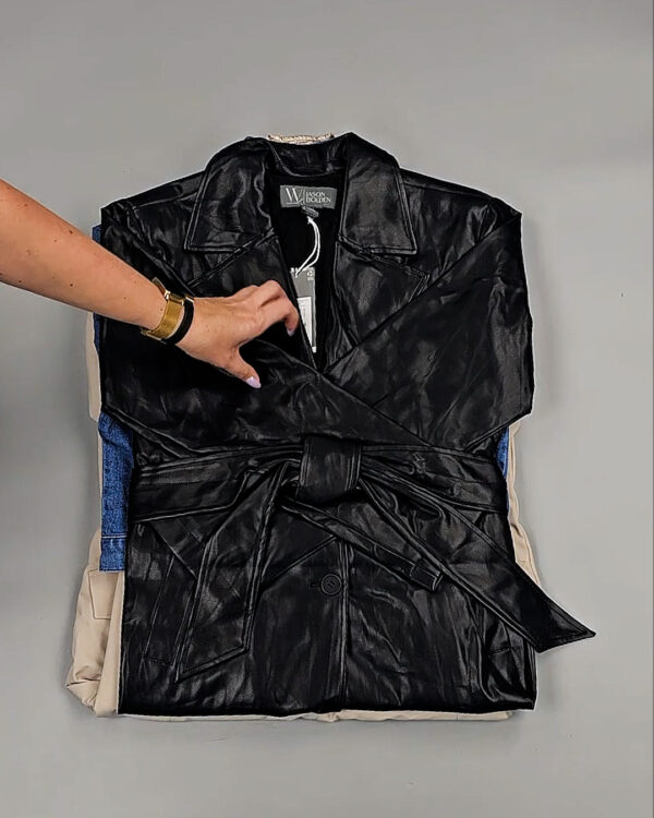 Фотография  949 - Ветровки женские CAN 104#12,4 кг, ЛОТ СТ-9403 оптом в Краснодаре и Краснодарском крае