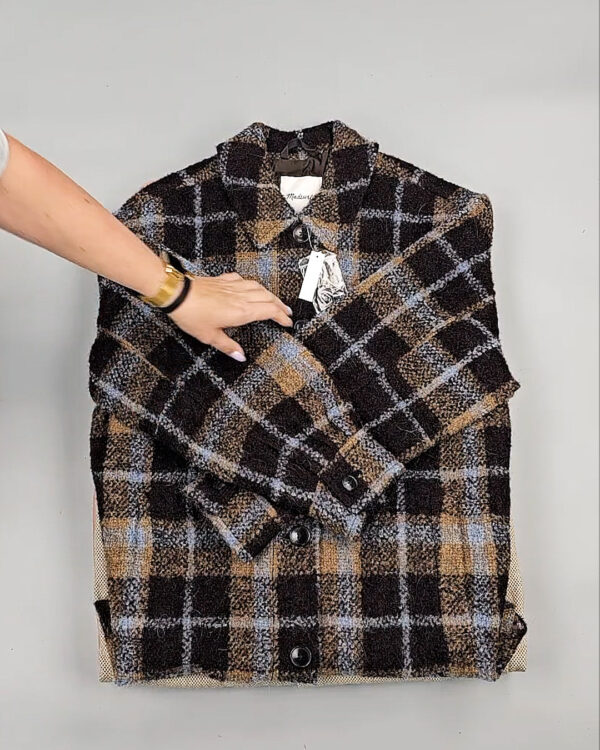 Фотография  834 - Ветровки женские CAN 104#12,7 кг, ЛОТ СТ-9405 оптом в Краснодаре и Краснодарском крае