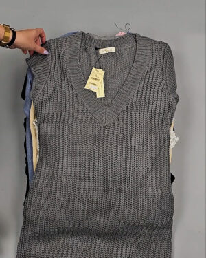 Фотография  999 - Джемпера Корея 085#7 кг, ЛОТ СТ-9415 оптом в Краснодаре и Краснодарском крае