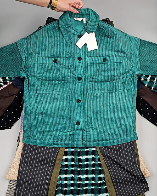 Фотография  935 - B.YOUNG Winter mix 104#15 кг, ЛОТ СТ-9524 оптом в Краснодаре и Краснодарском крае