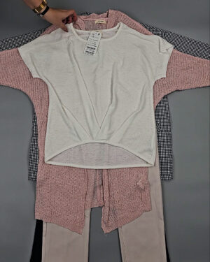 Фотография  292 - Комплекты жен Корея 085#5 кг, ЛОТ СТ-9574 оптом в Краснодаре и Краснодарском крае