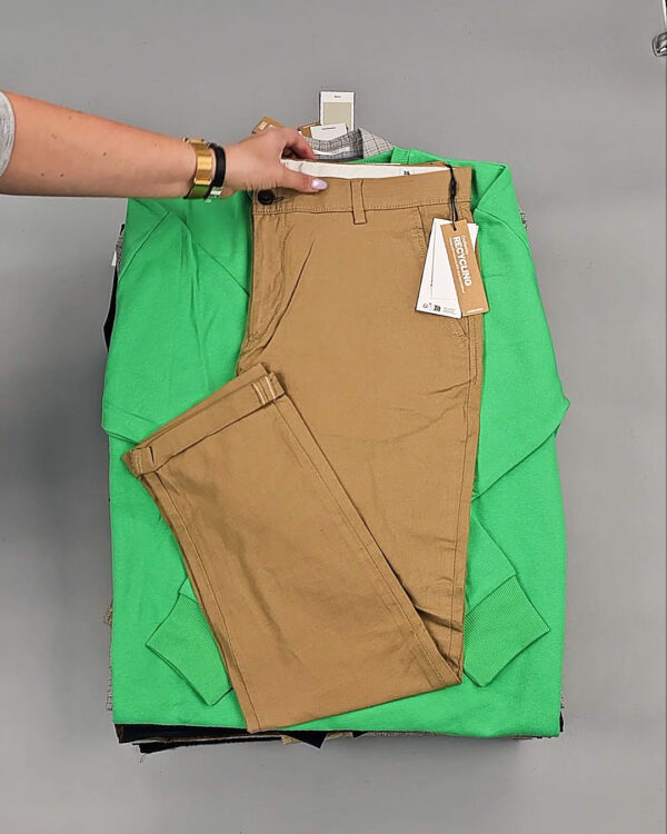 Фотография  269 - Мужской зимний микс JACK JONES, 20 кг, ЛОТ № СТ-9445 оптом в Краснодаре и Краснодарском крае