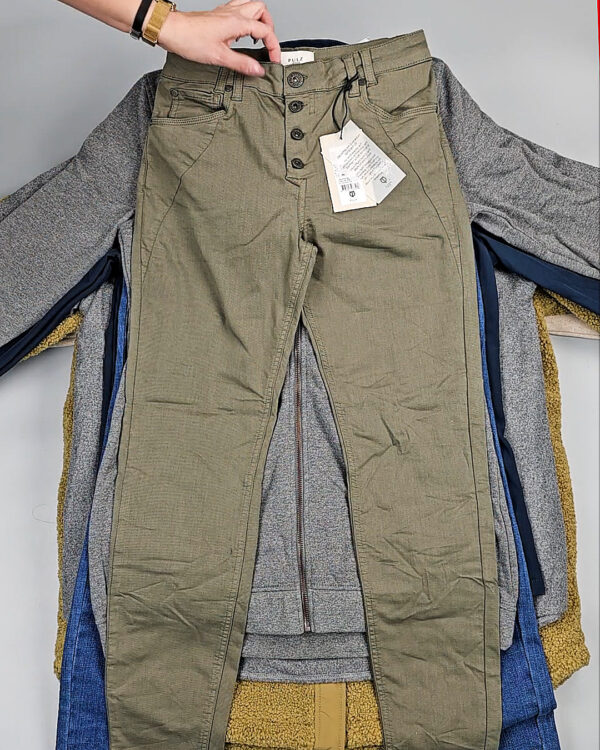 Фотография  470 - Женский зимний микс DK COMPANY, 20 кг, ЛОТ № СТ-9527 оптом в Краснодаре и Краснодарском крае