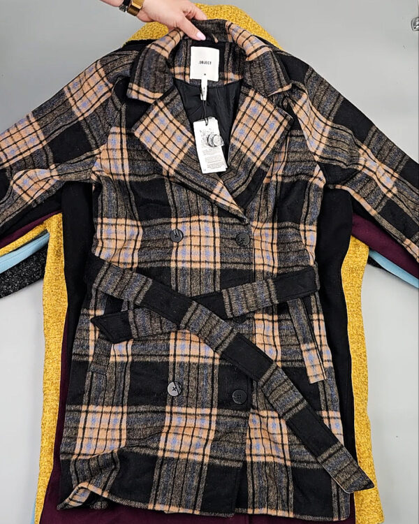 Фотография  394 - Пальто Bestseller 104#10 кг оптом в Краснодаре и Краснодарском крае