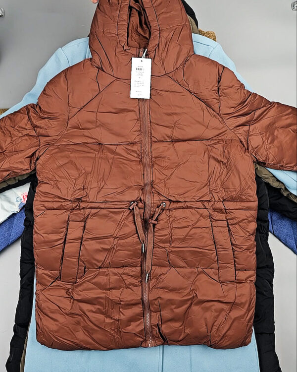 Фотография  823 - Верхняя одежда VILA 104#10 кг, ЛОТ СТ-9714 оптом в Краснодаре и Краснодарском крае