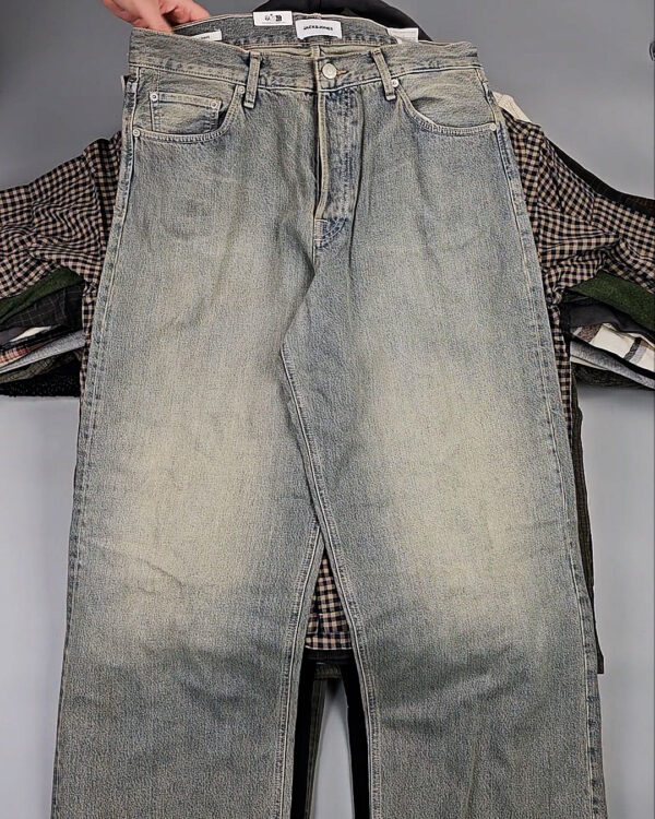 Фотография  453 - JACK JONES Men Winter mix 045#15 кг, ЛОТ СТ-9965 оптом в Краснодаре и Краснодарском крае