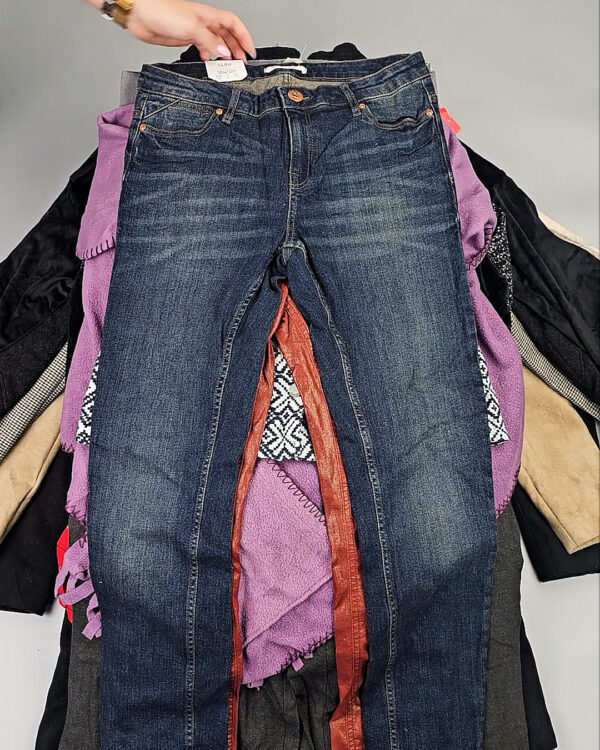 Фотография  975 - Женский микс зима (Winter mix)#20 кг, ЛОТ СХ-0206 оптом в Краснодаре и Краснодарском крае