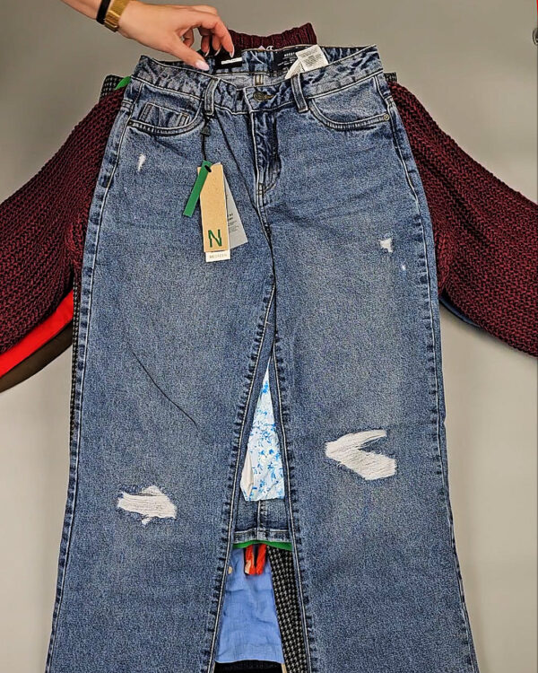 Фотография  224 - DK+Bestseller 085#16 кг, ЛОТ СТ-9950 оптом в Краснодаре и Краснодарском крае