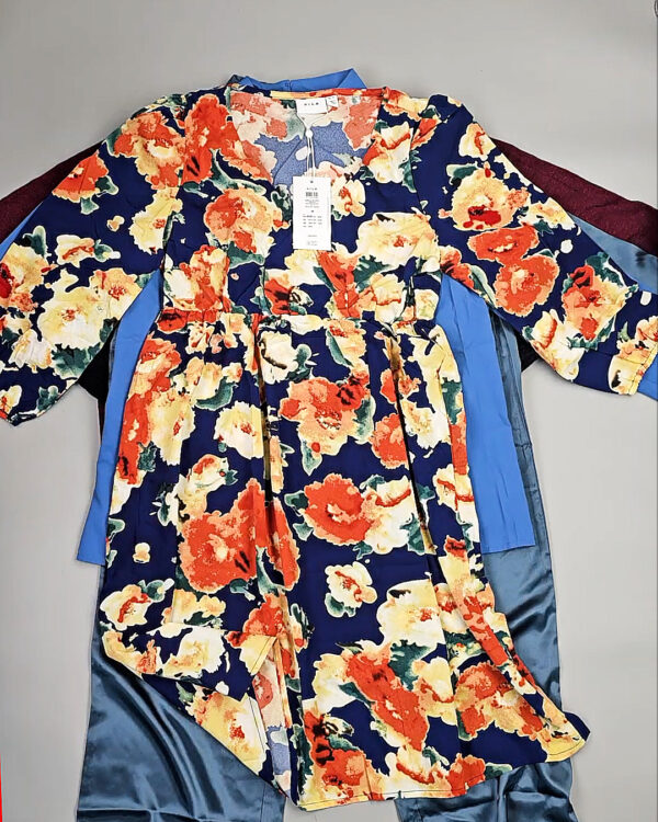 Фотография  470 - VILA Winter MIX 064#15 кг, ЛОТ СТ-9815 оптом в Краснодаре и Краснодарском крае