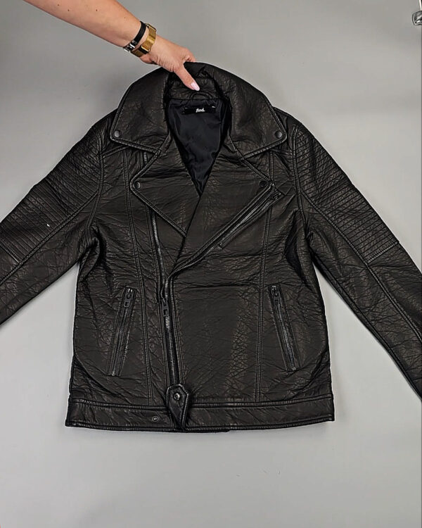 Фотография  958 - AMAZON Winter#15 кг, ЛОТ СТ-9816 оптом в Краснодаре и Краснодарском крае