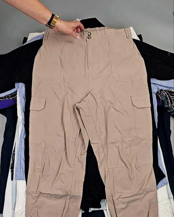 Фотография  935 - Oversize Winter mix LUX#25 кг, ЛОТ СХ-0238 оптом в Краснодаре и Краснодарском крае