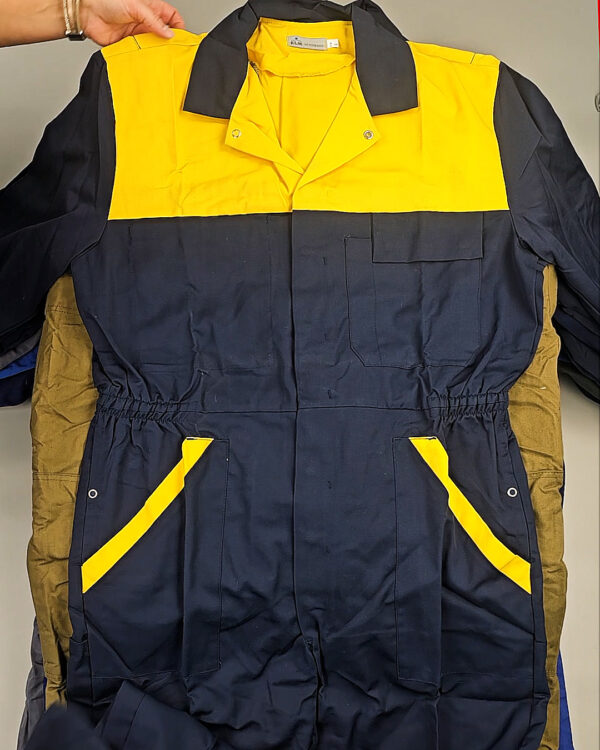 Фотография  631 - Рабочая одежда крем+экстра (Work clothes cr+ex)#25 кг, ЛОТ СХ-0265 оптом в Краснодаре и Краснодарском крае