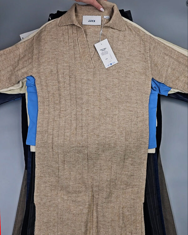 Фотография  200 - JACK JONES Women Winter mix 075 #15 кг, ЛОТ СТ-10010 оптом в Краснодаре и Краснодарском крае