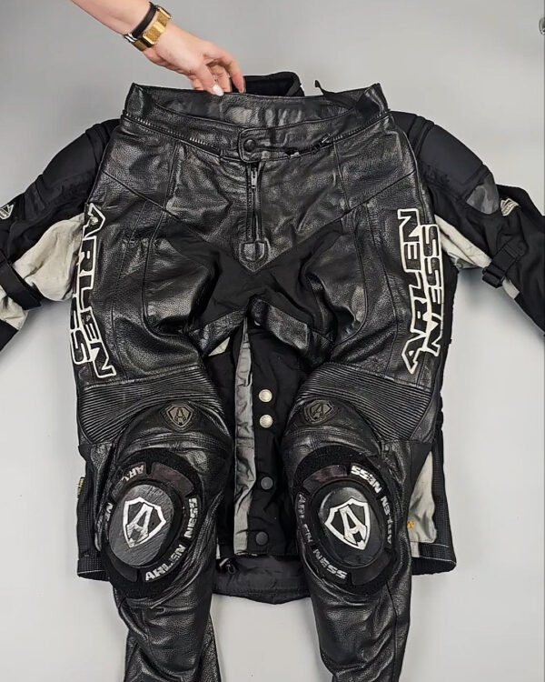 Фотография  678 - МОТО одежда mix БМ#19,4 кг, ЛОТ СХ-0277 оптом в Краснодаре и Краснодарском крае