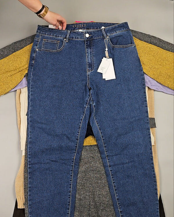 Фотография  204 - VILA Winter mix 104#15 кг, ЛОТ СТ-10078 оптом в Краснодаре и Краснодарском крае