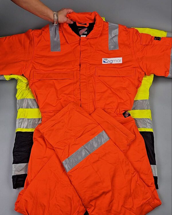 Фотография  928 - Рабочая одежда mix БМ#25 кг, ЛОТ СХ-0266 оптом в Краснодаре и Краснодарском крае